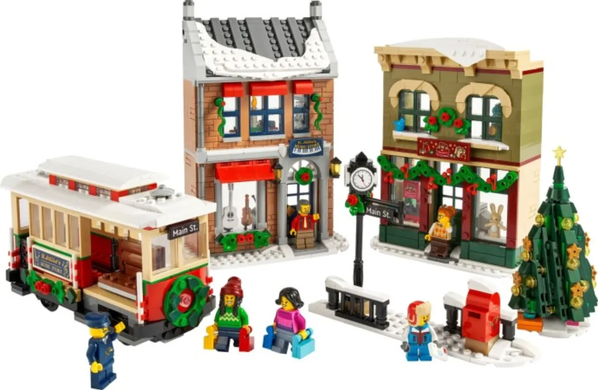 Holiday Main Street set photo
