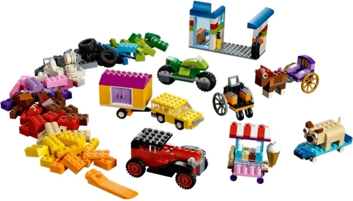Bricks on a Roll set photo