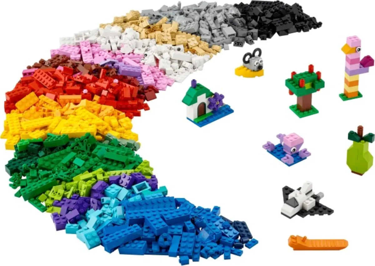 Creative Building Bricks set photo