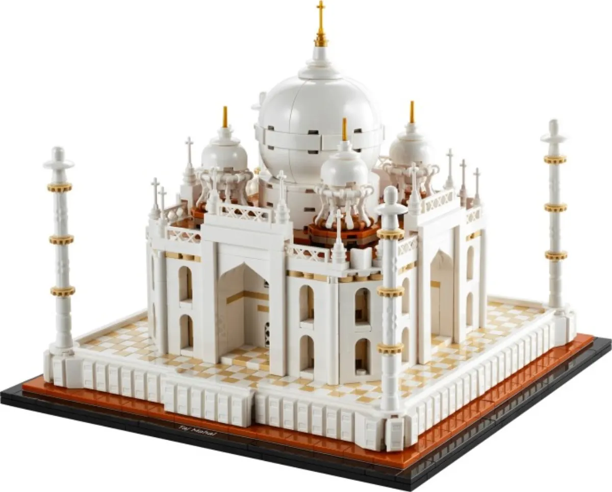 Taj Mahal set photo