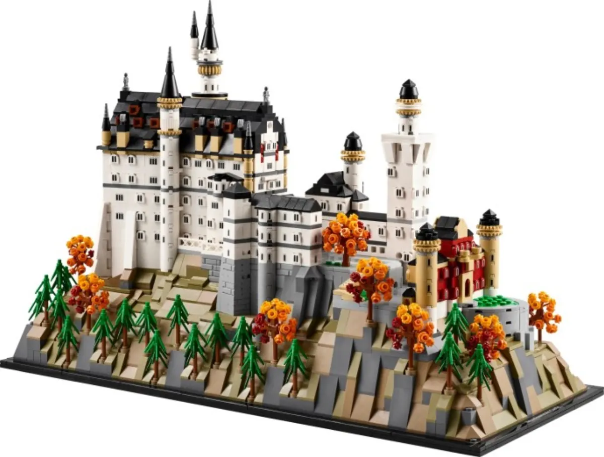 Neuschwanstein Castle set photo
