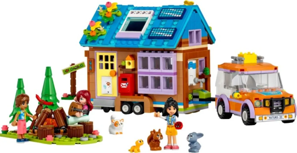 Mobile Tiny House set photo