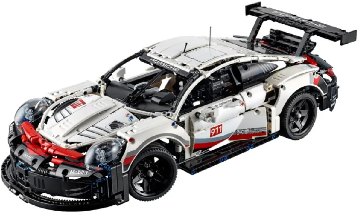 Porsche 911 RSR set photo