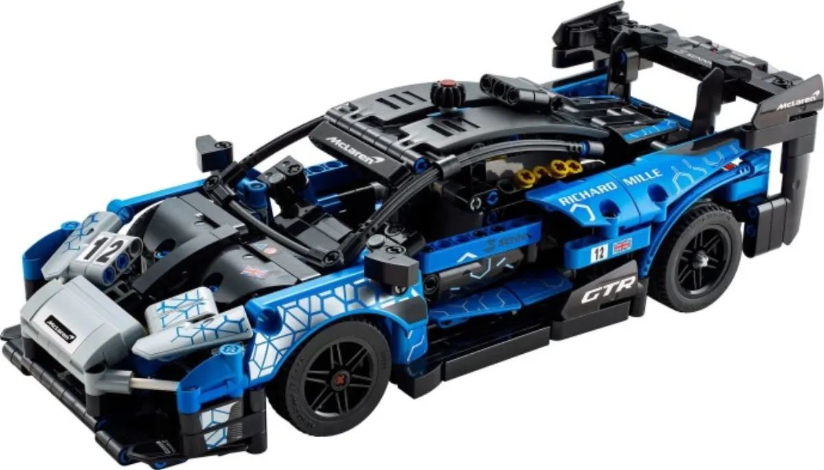 McLaren Senna GTR set photo