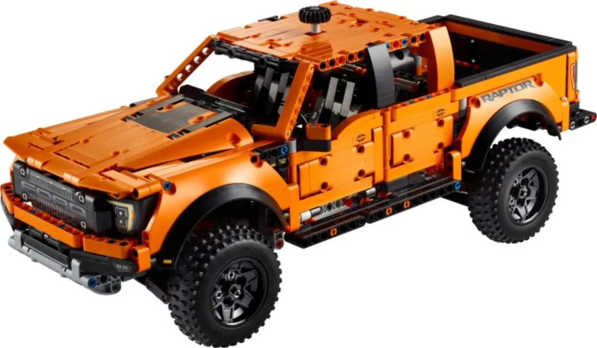 Ford F-150 Raptor set photo