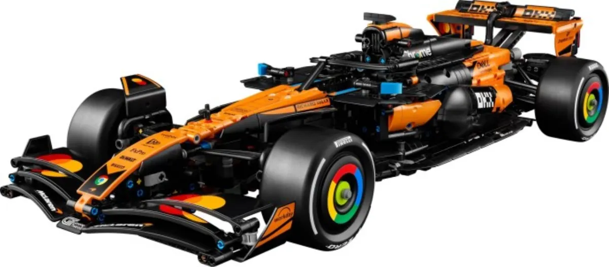 McLaren MCL39 F1 Car set photo