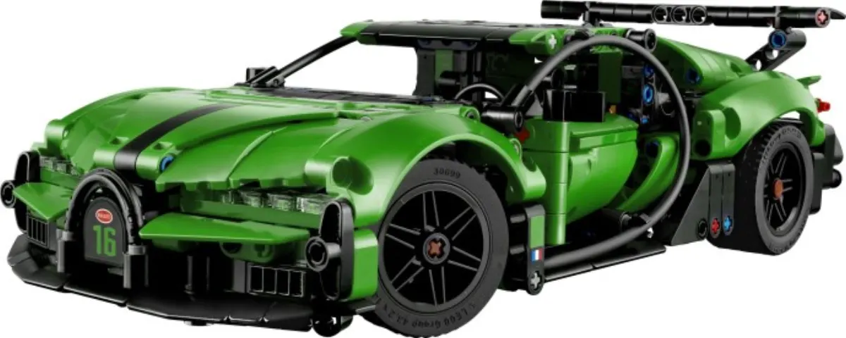 Green Bugatti Chiron Pur Sport Hypercar set photo
