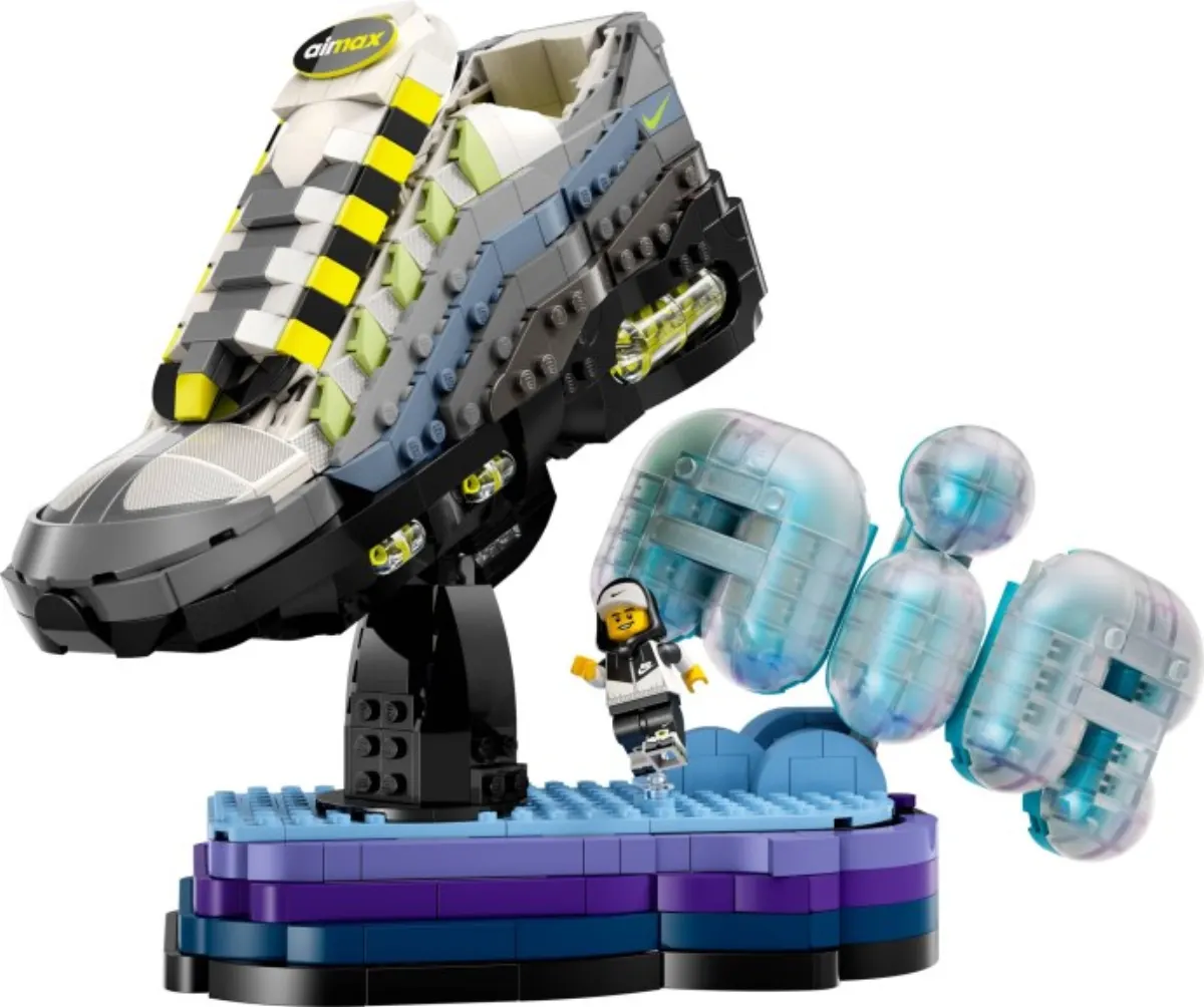 Nike Air Max 95 x LEGO Set set photo