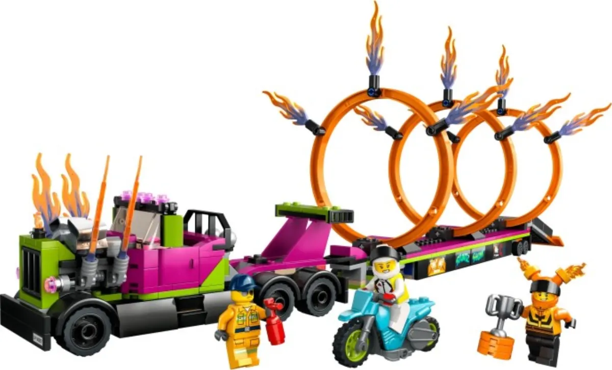 Stunt Truck & Ring of Fire Challenge set photo