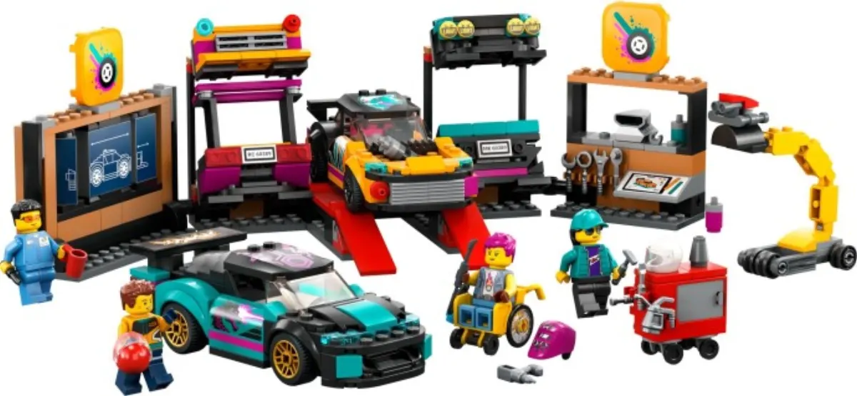 Custom Car Garage set photo