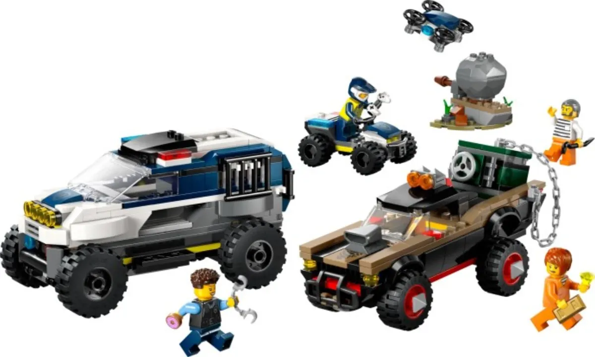 Off-Road Police Car Chase set photo