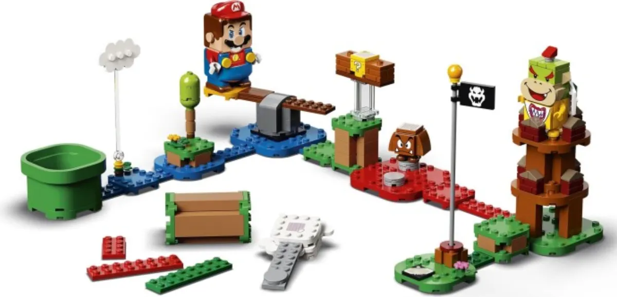 Adventures with Mario Starter Course set photo