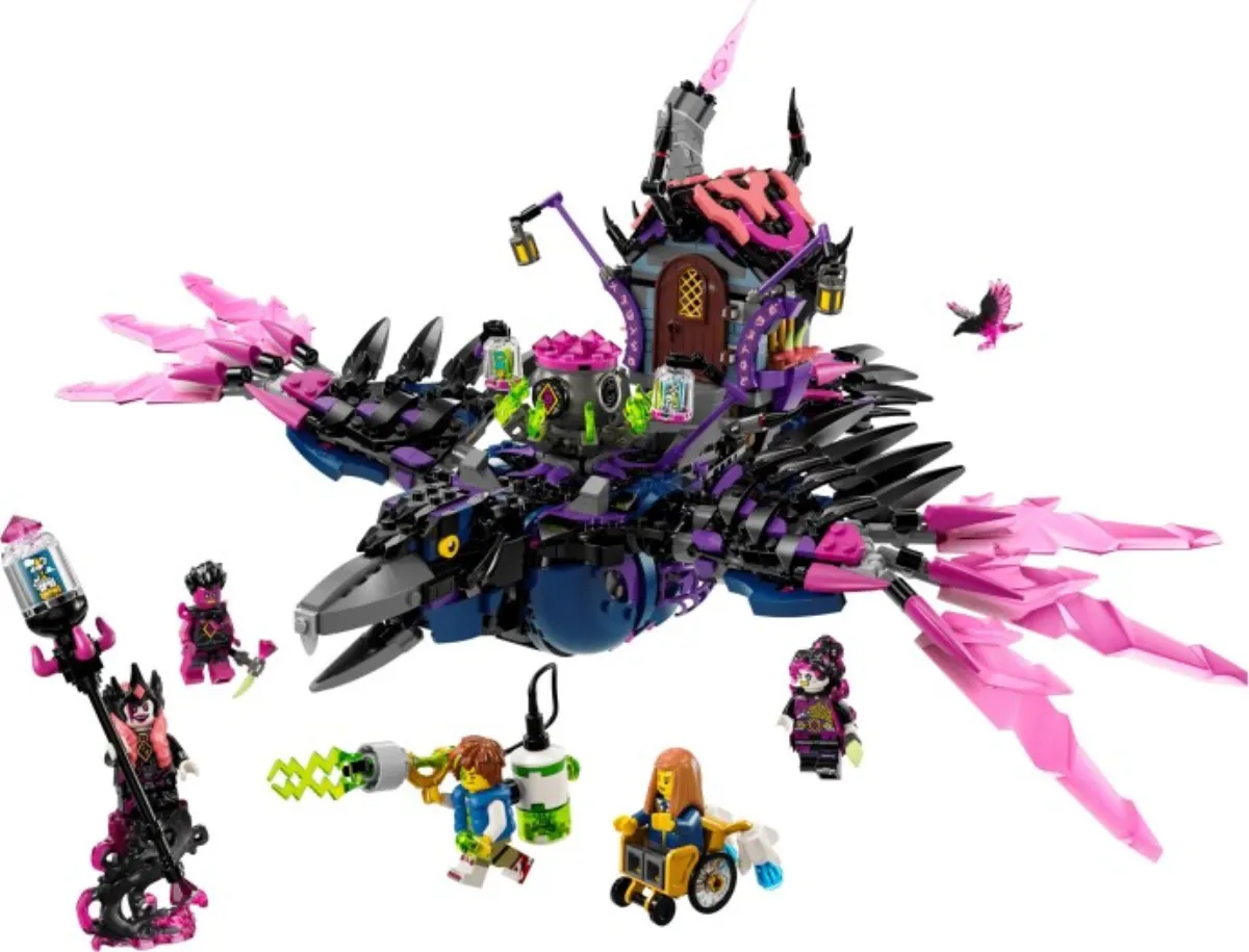 The Never Witch's Midnight Raven set photo