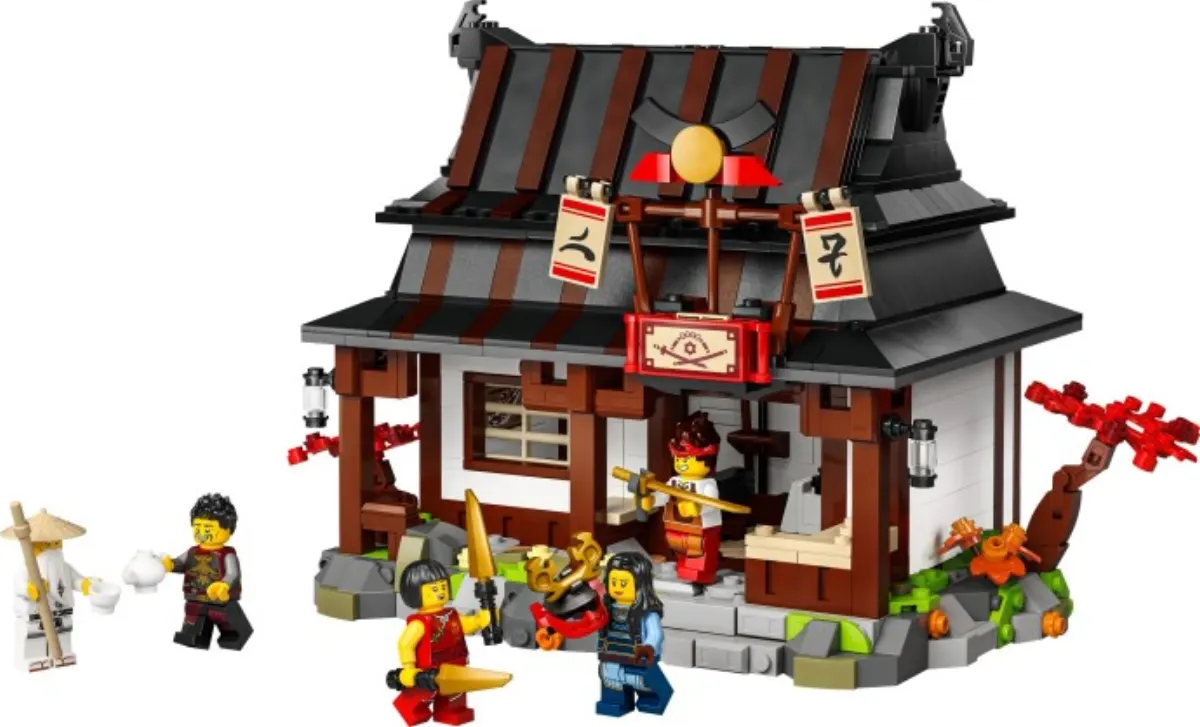Four Weapons Blacksmith 15th Anniversary set photo