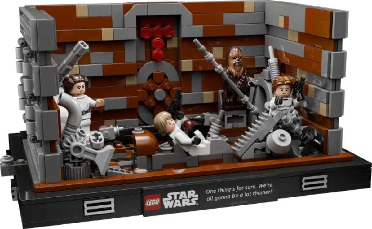 Death Star Trash Compactor Diorama set photo
