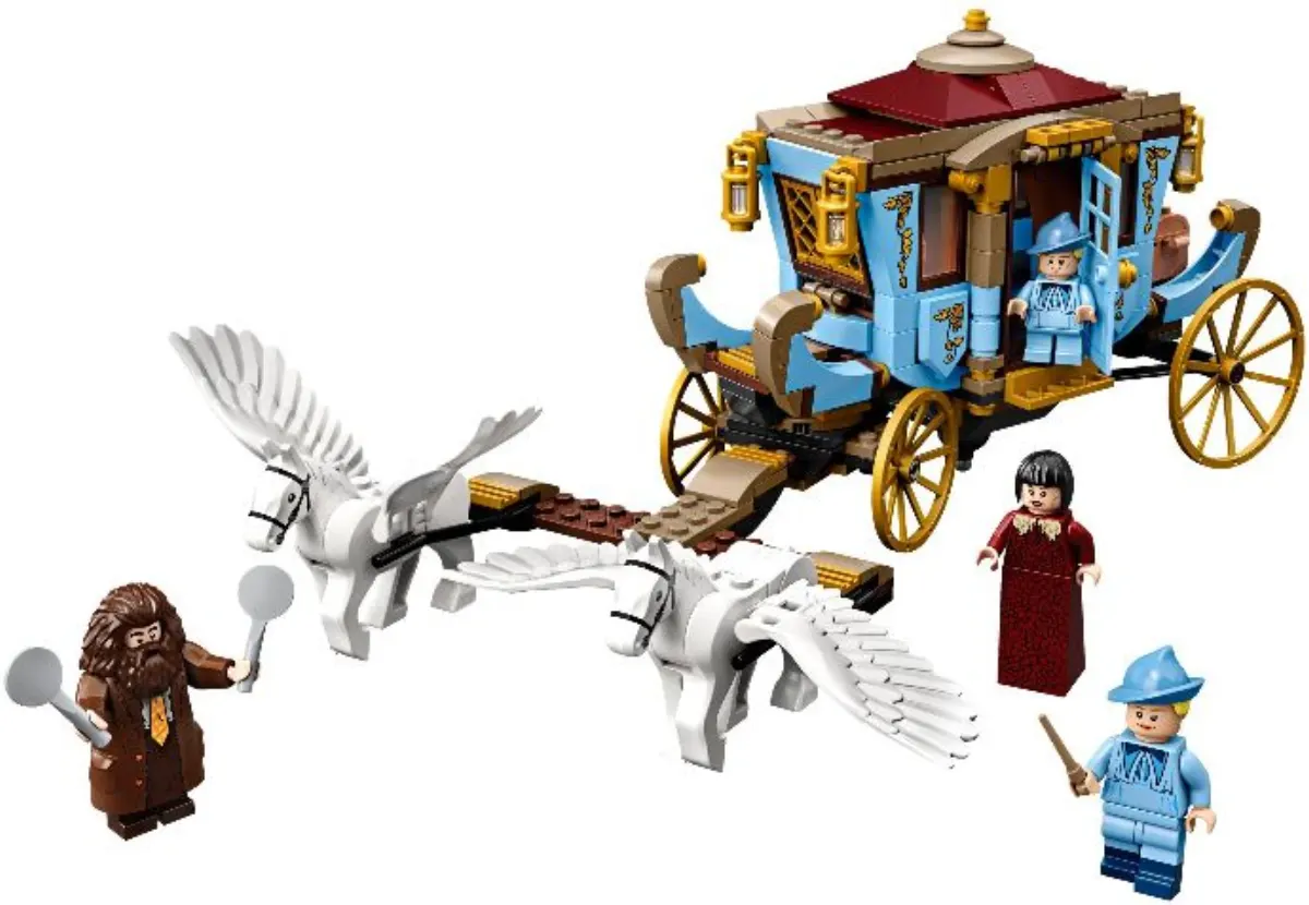 Beauxbatons' Carriage: Arrival at Hogwarts set photo