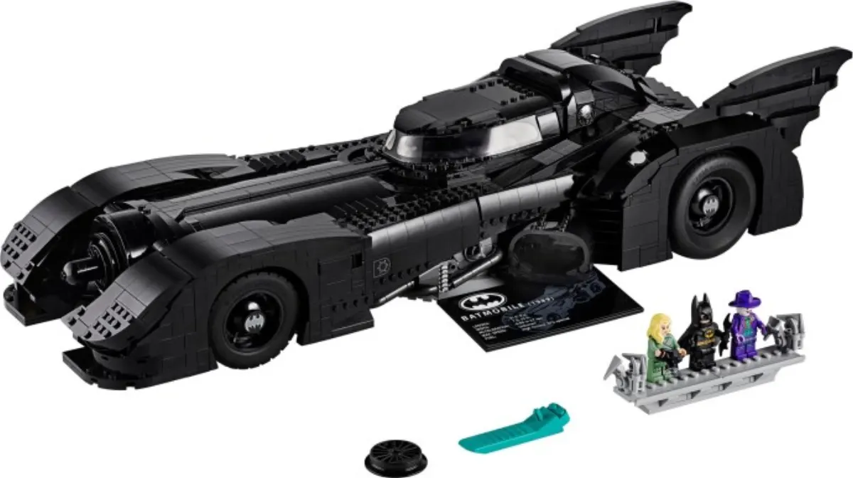 1989 Batmobile set photo