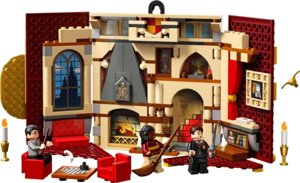 Gryffindor House Banner set photo