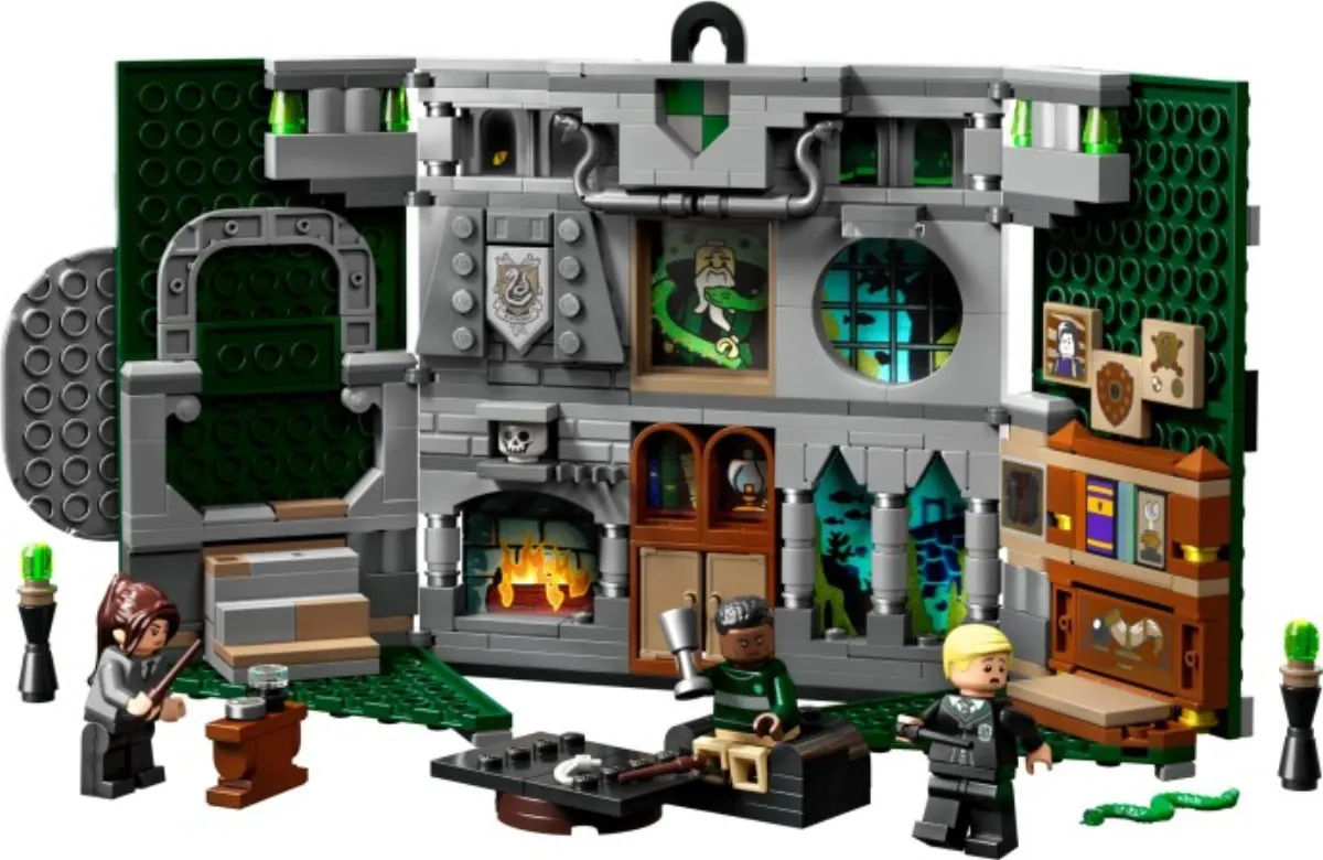 Slytherin House Banner set photo