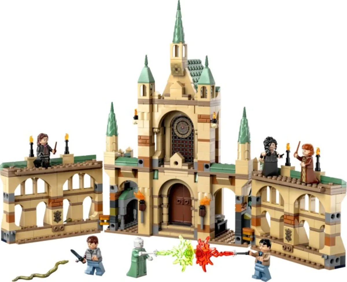 The Battle of Hogwarts set photo