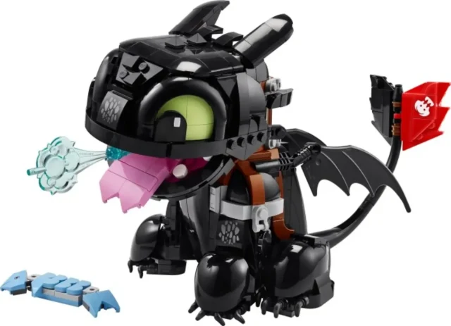 How to Train Your Dragon: Toothless box art