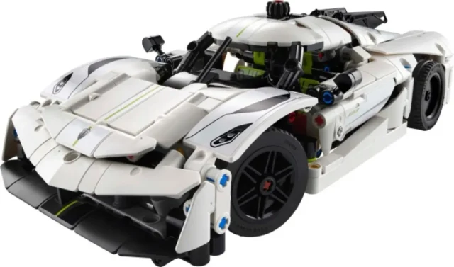 Koenigsegg Jesko Absolut White Hypercar box art