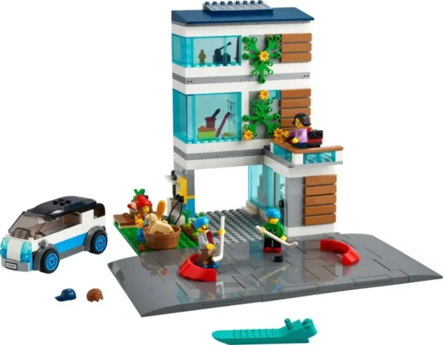 Family House box art