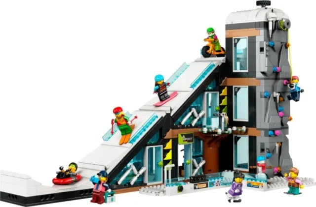 Ski and Climbing Center box art