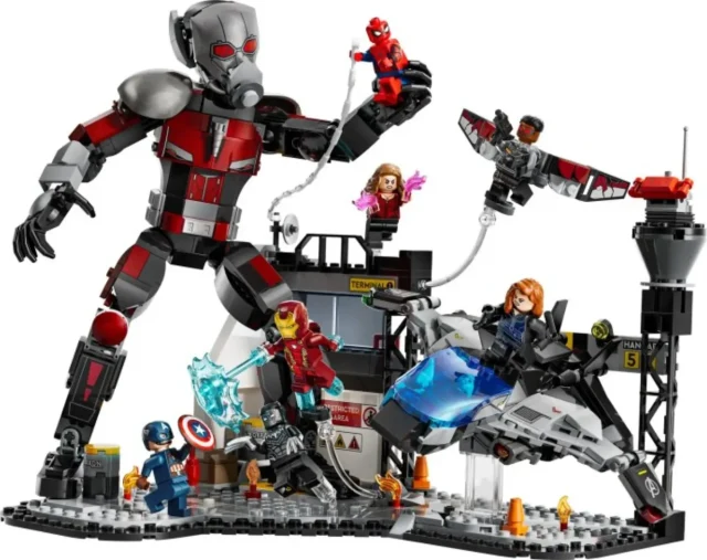 Captain America: Civil War Battle box art